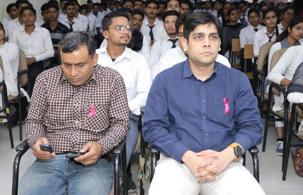 Shri Girraj Maharaj College Mathura Health Check Up photo 6